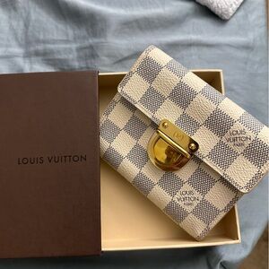 💯Authentic Louis Vuitton Damier azur koala wallet🤍💙
